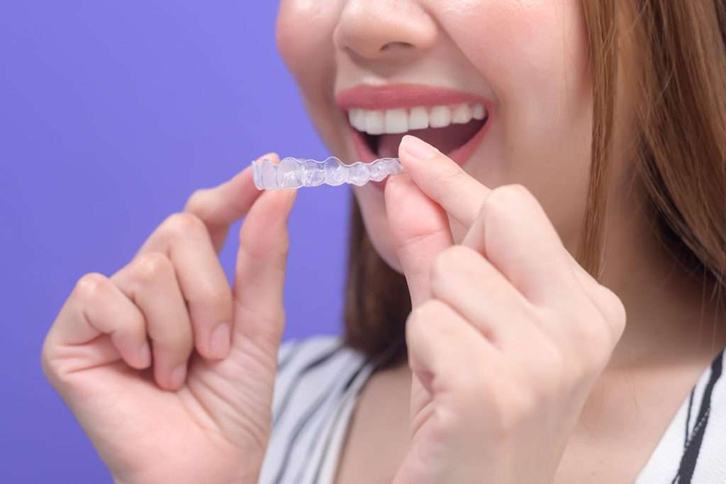 Wearing-Aligners